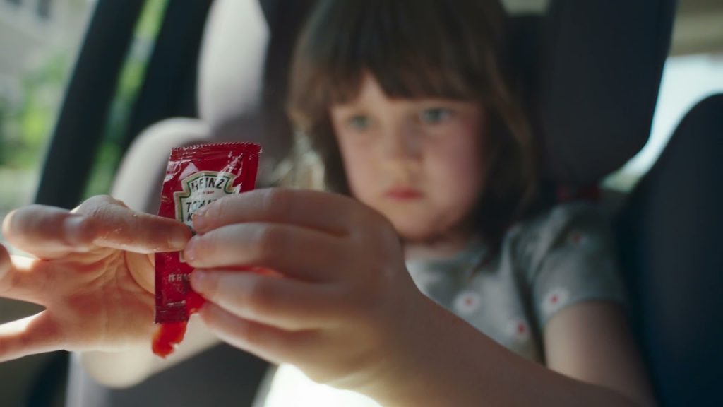 Este anuncio de Ketchup Heinz muestra la ternura que se esconde en el