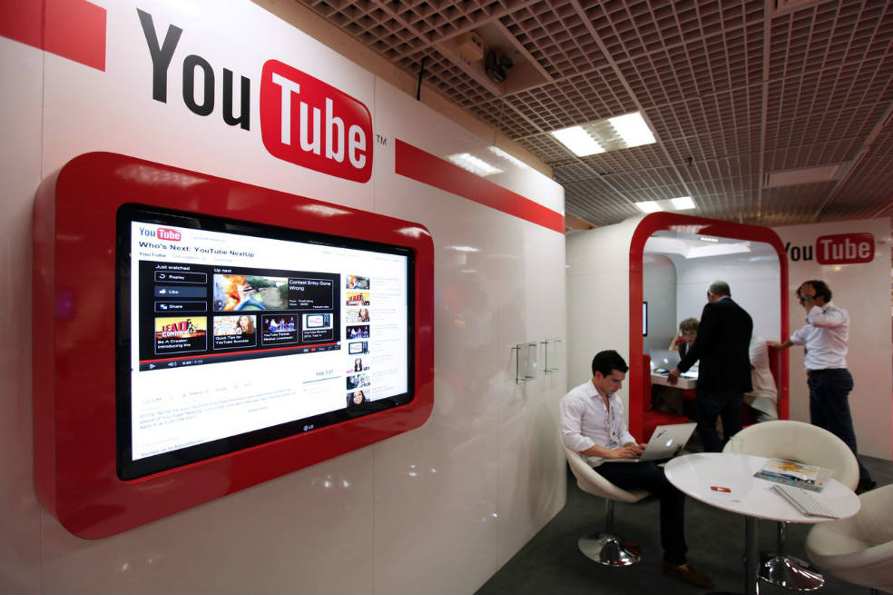 YouTube no se queda atrás y anuncia que añadirá herramientas de IA para los creadores de contenido