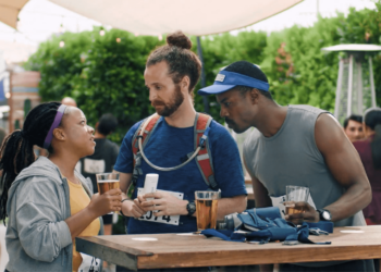 Corredores terminan maratón con muy buen olor gracias a desodorante de P&G, según esta campaña